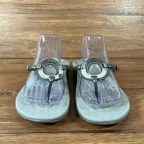 Orthaheel Yolanda Medallion Silver Flip Flops Sandals Women’s Size 9 Shoes - Picture 2 of 10